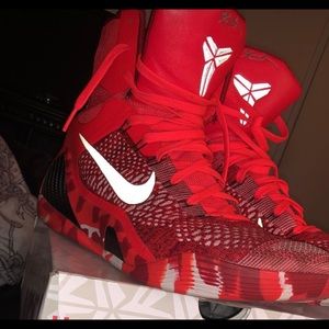 Kobe 9 elite Christmas